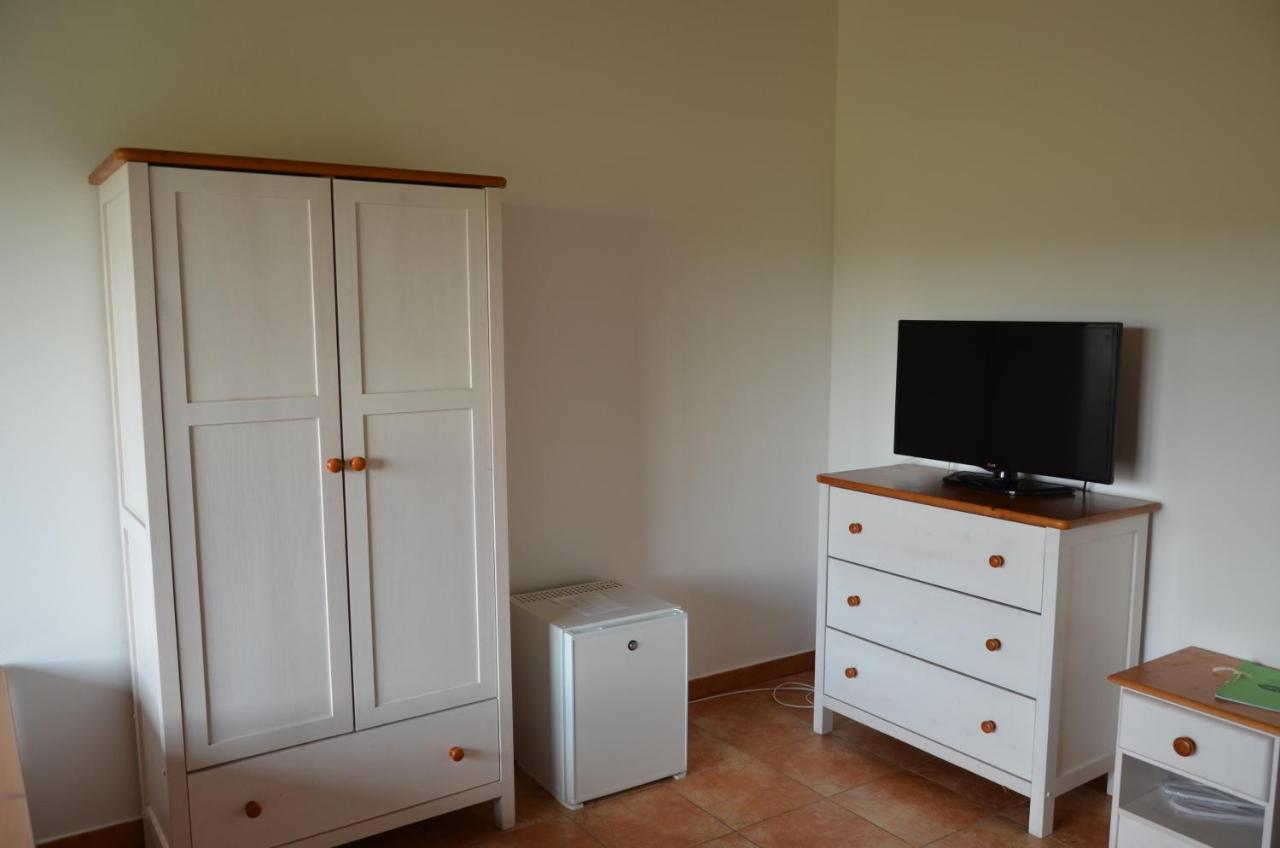 Hotel Na Statku Mirosov Mirosov  エクステリア 写真